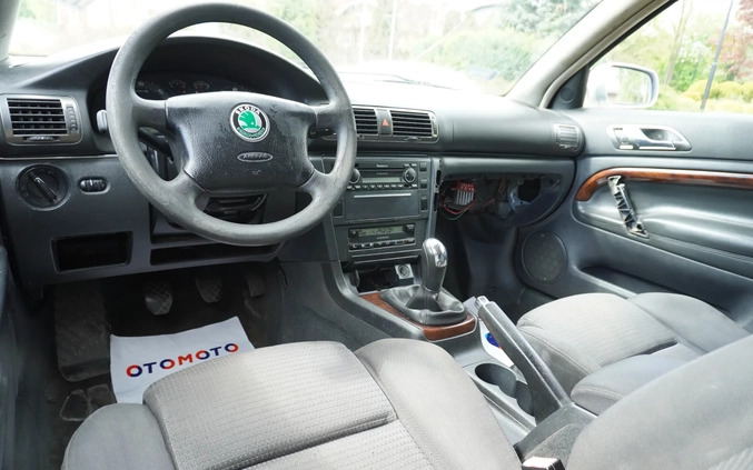 Skoda Superb cena 4999 przebieg: 256000, rok produkcji 2005 z Katowice małe 562